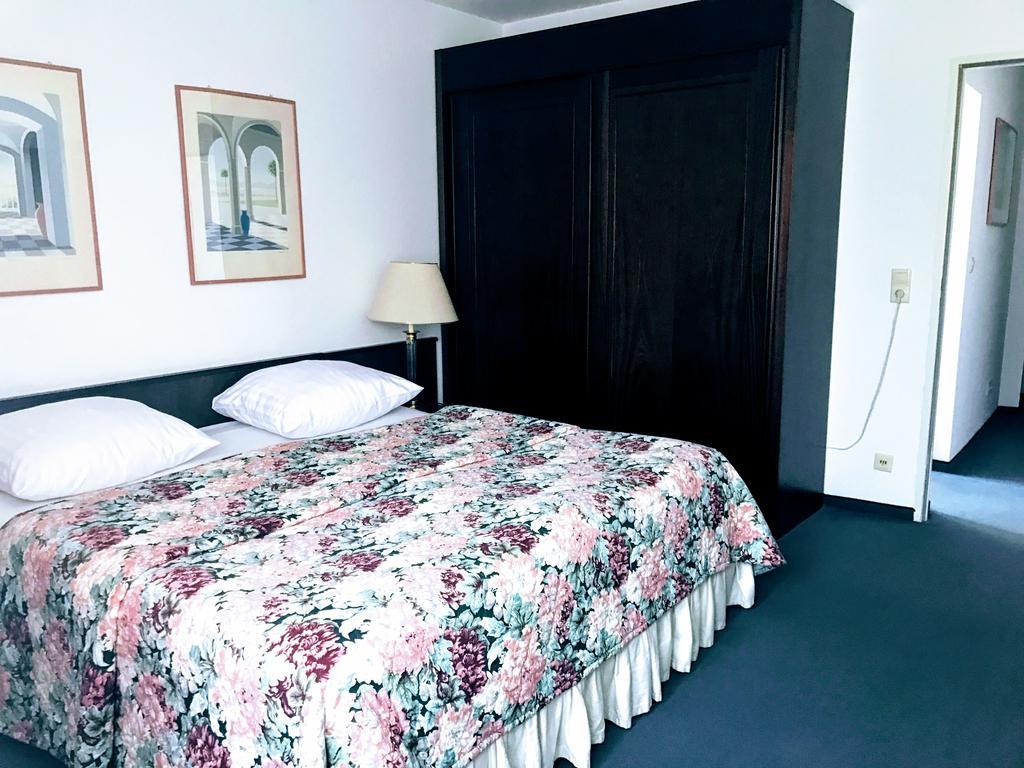 Hotel Koelner Hof Dormagen Buitenkant foto