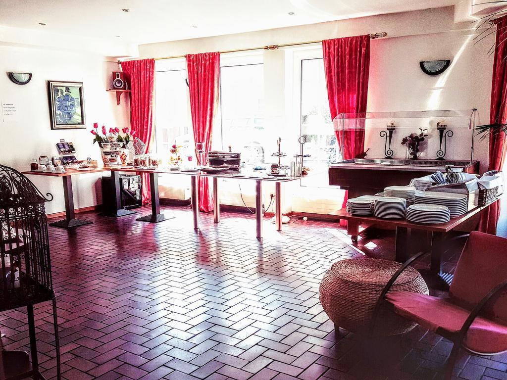 Hotel Koelner Hof Dormagen Buitenkant foto